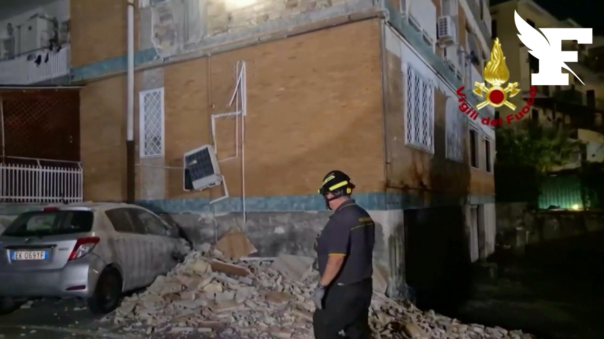 Les images des dégâts après le séisme près de Naples, qui a fait 21 blessés