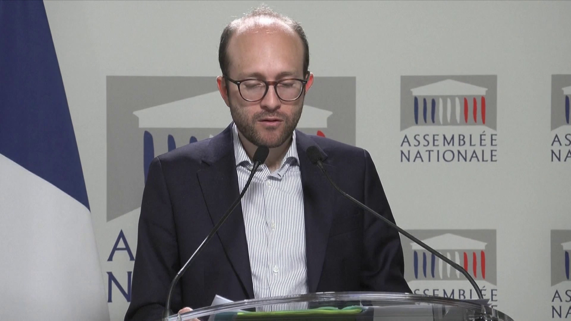 Charles Alloncle «a fait le choix de l’hypermédiatisation qui a nui à la crédibilité» de la commission, affirme Jérémie Patrier-Leitus