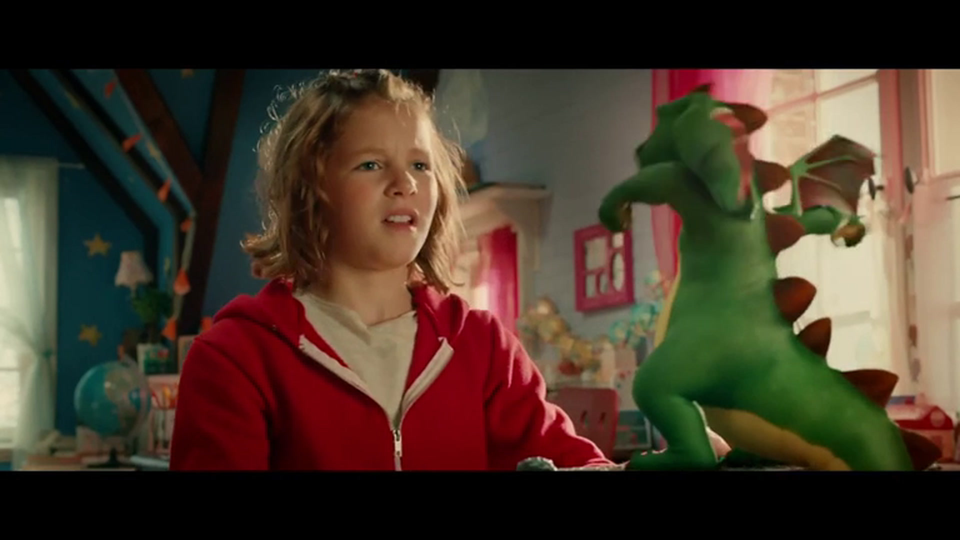 Lili la petite sorcière, le dragon et le sortilège de Noël - VF