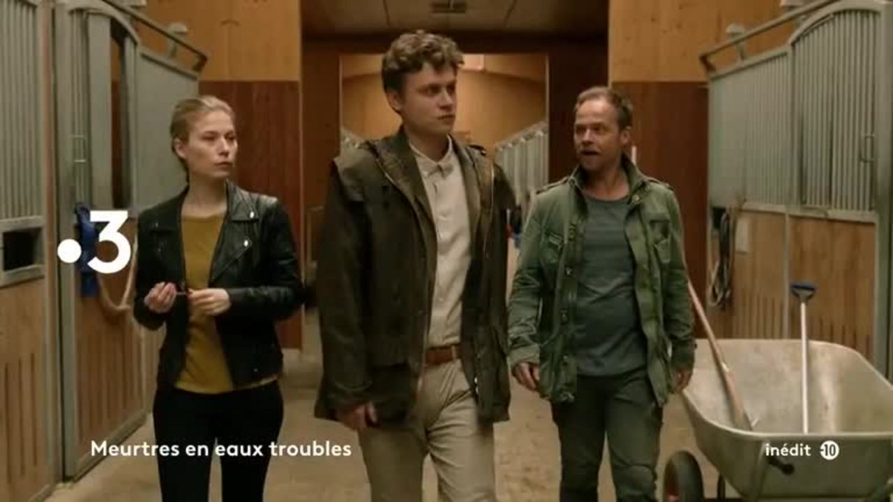 Meurtres en eaux troubles - VF - Diffusé le 09/01/22 à 21h10 sur FRANCE 3