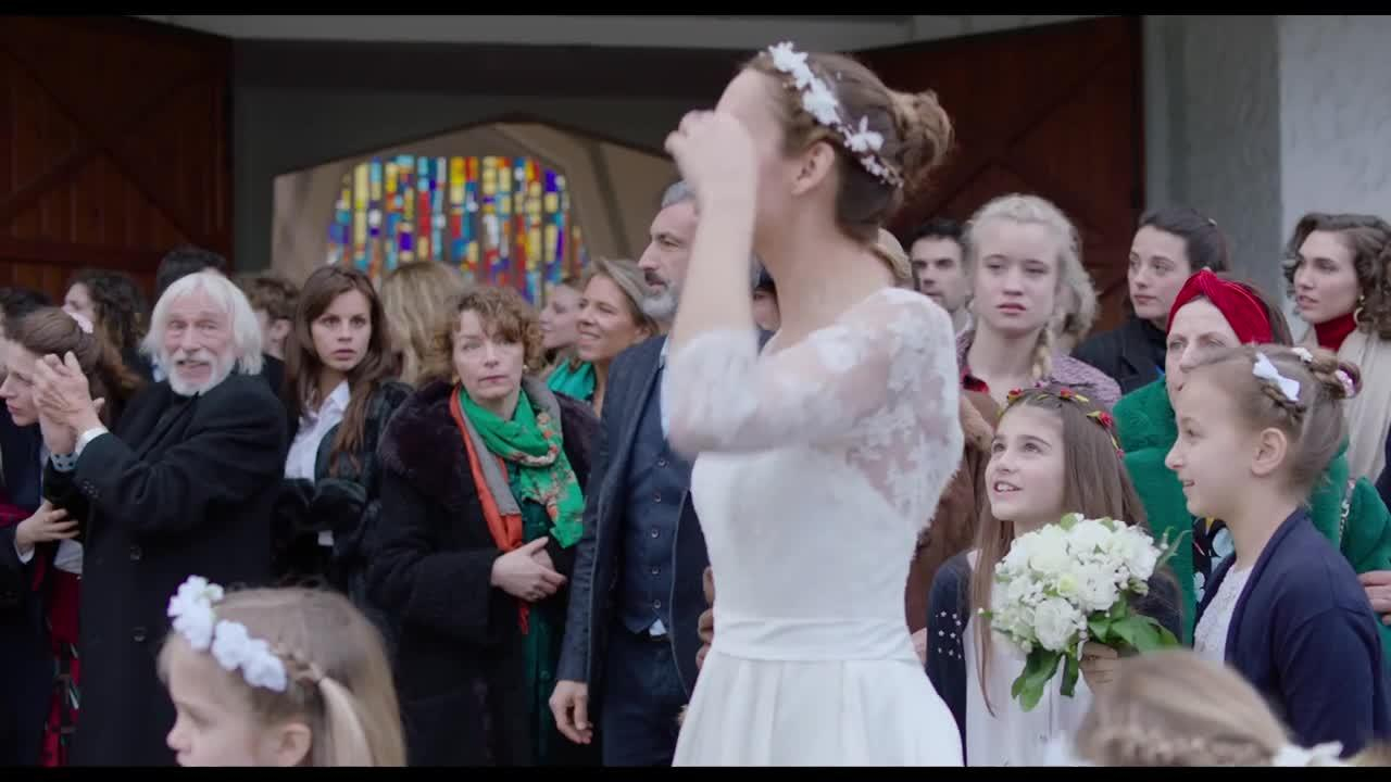 A cause des filles ? [VF] [Bande annonce]