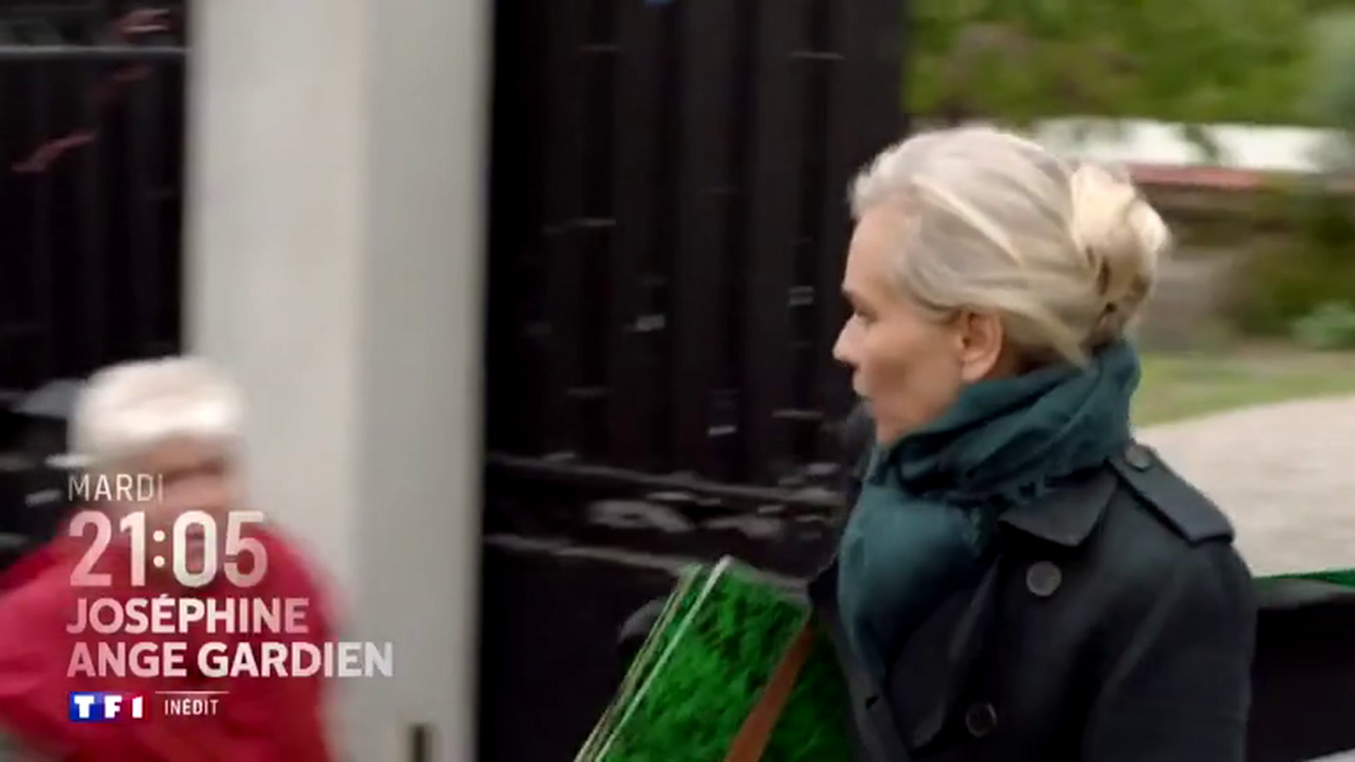 Joséphine, ange gardien VF