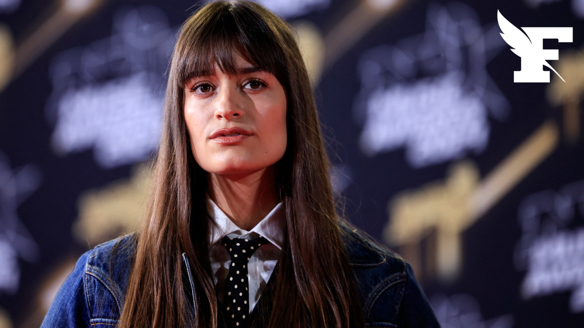 «Ça ne va pas s’arranger avec les années» : Clara Luciani se confie sur sa maladie neurologique