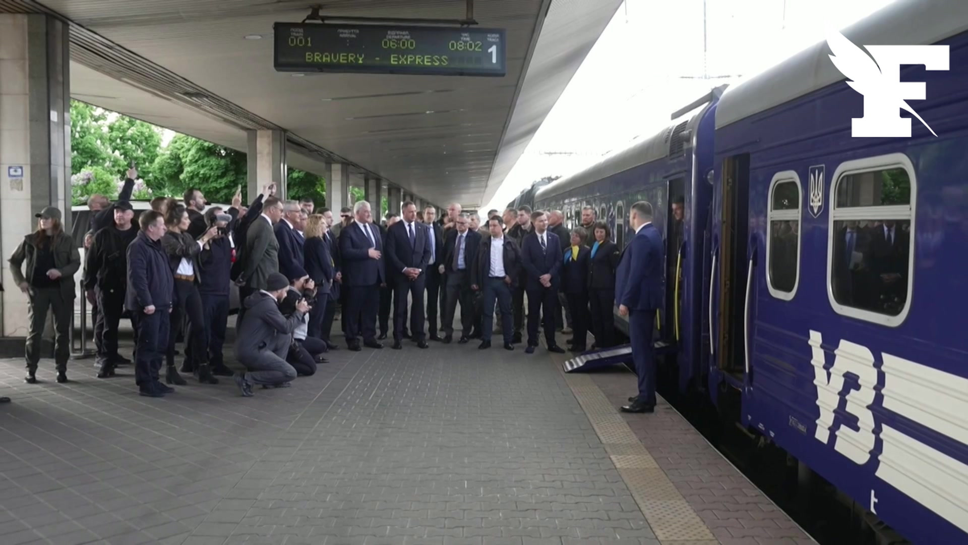 Macron, Merz, Starmer présents à Kiev pour un sommet des dirigeants européens