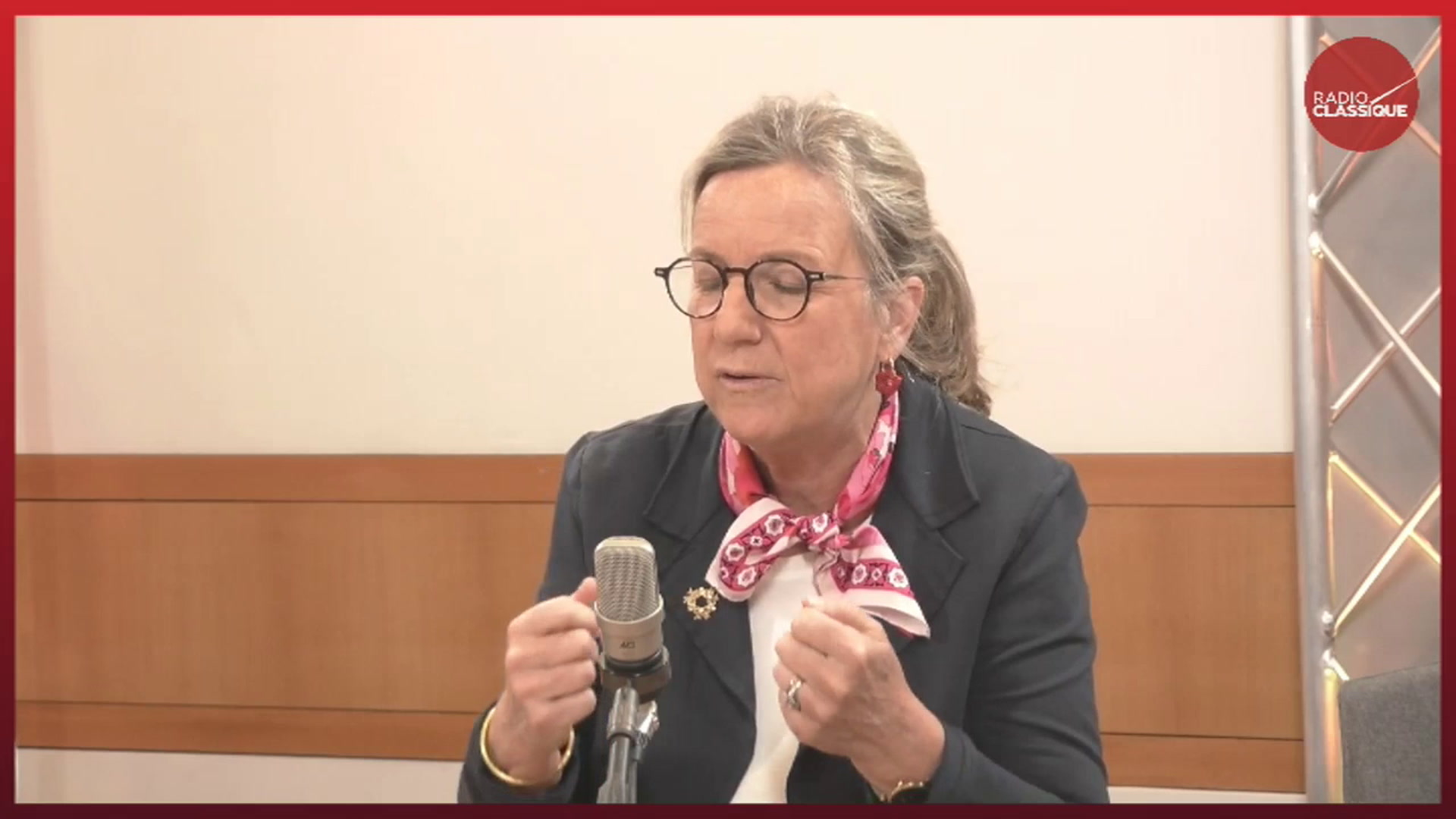 «La réponse à la souffrance c'est le soin, pas la mort», affirme la médecin Claire Fourcade