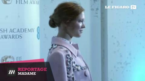 Léa Seydoux, égérie sensuelle dans la pub pour Spell On You, le nouveau parfum  Louis Vuitton