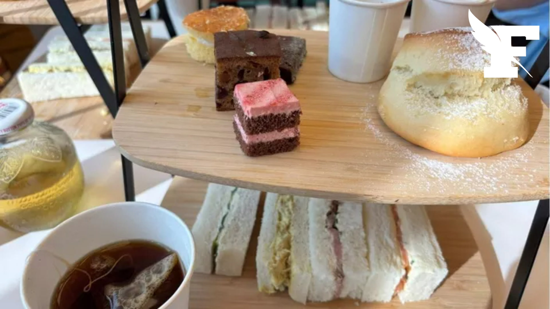 Exposition universelle d’Osaka : le pavillon britannique s’attire les foudres avec un «tea time» à 31 euros et des gobelets en carton