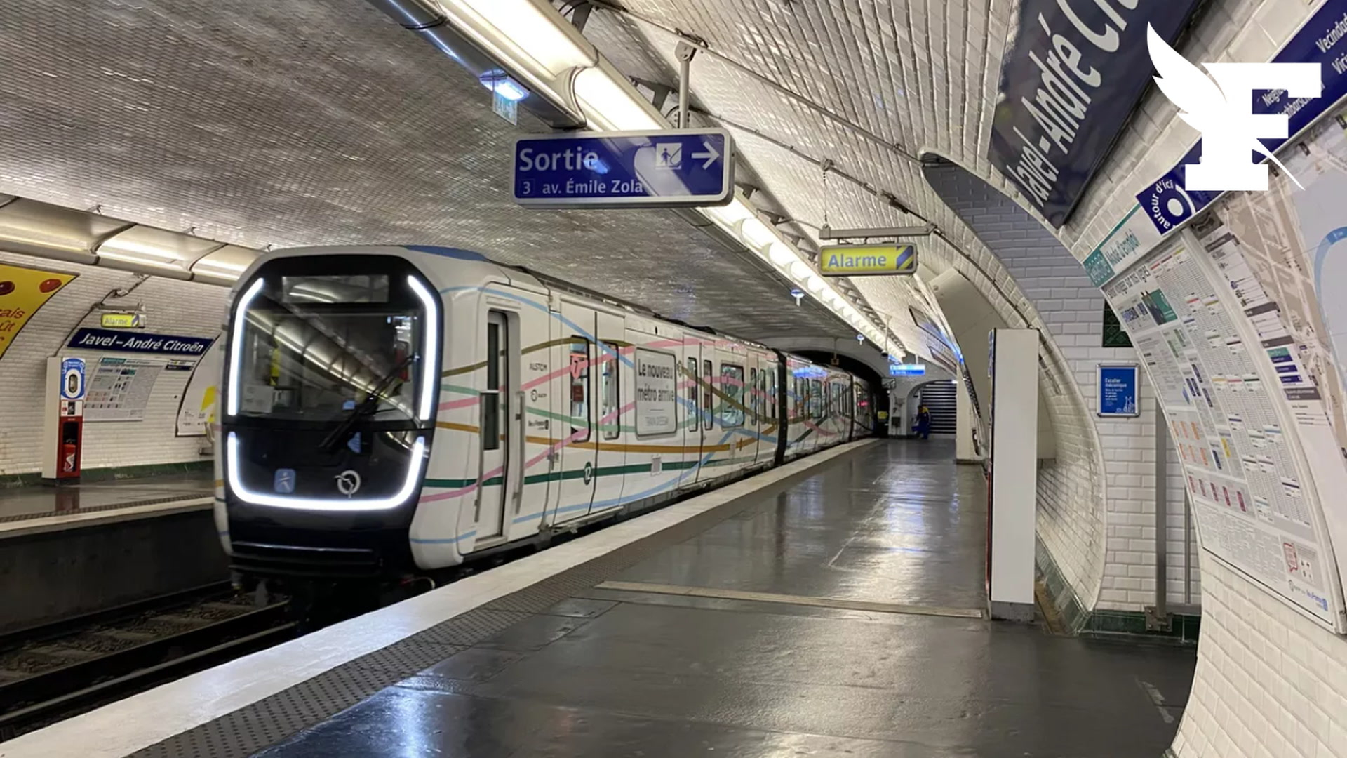De nombreuses lignes de métro, RER, tramway, Transilien perturbées alors que la gare de l'Est est paralysée par une panne d'électricité