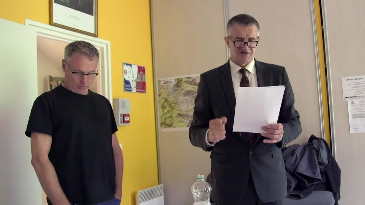 Un berger et deux perchés à l'Elysée [VF] [Bande annonce]