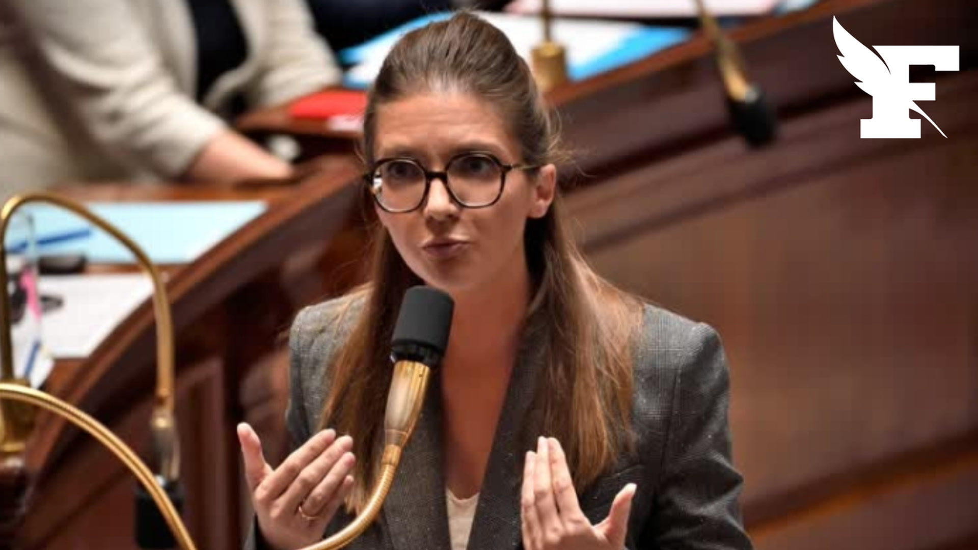 Soupçons de faux témoignage sur les crèches privées : non-lieu pour Aurore Bergé