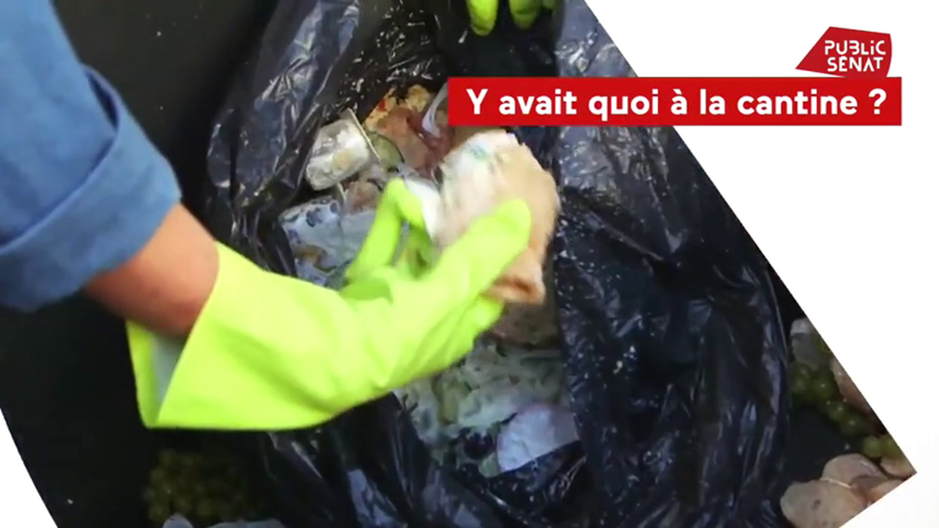 Y'avait quoi à la cantine ? - VF