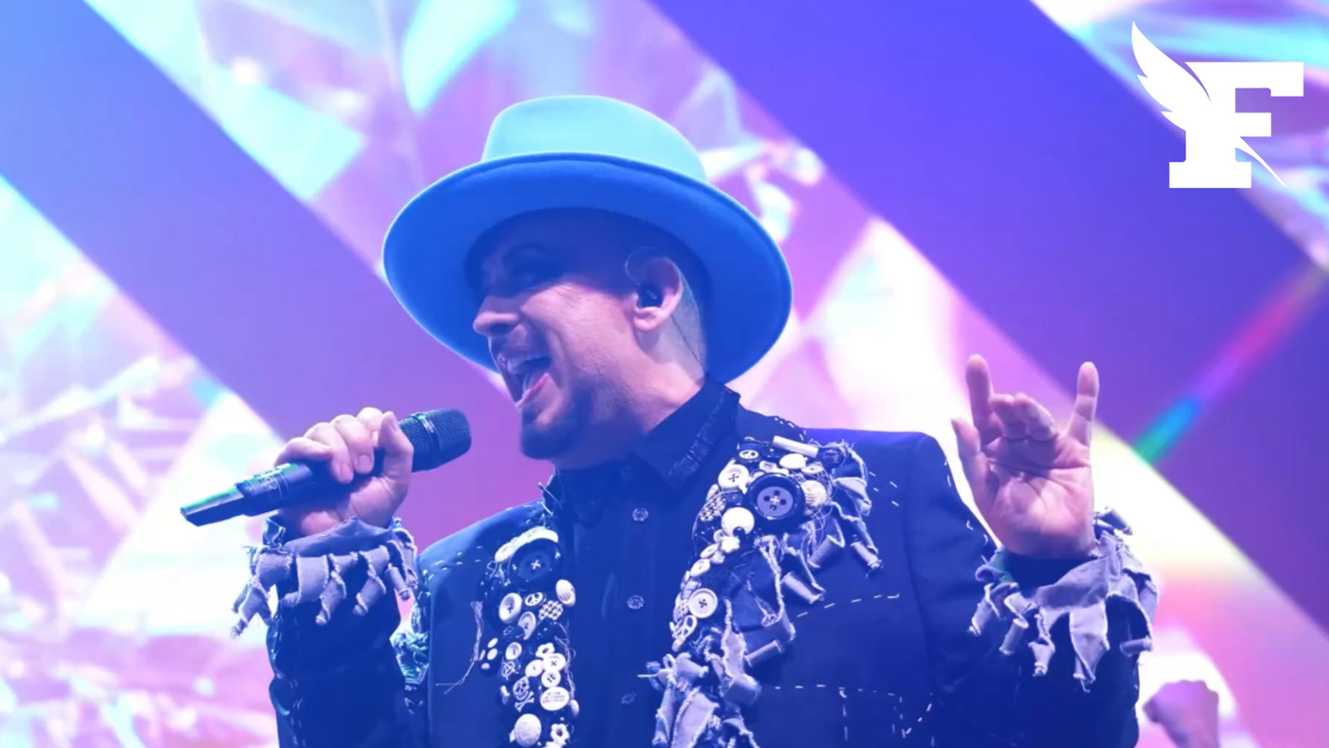 Boy George est contraint de se retirer d'un spectacle à Londres, en raison de sa chanson pro-Israël