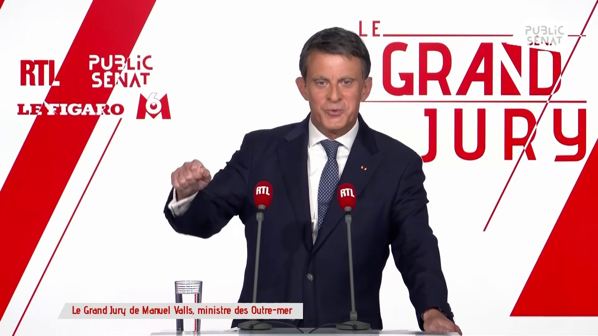 Manuel Valls sur la Nouvelle-Calédonie: «ce que j'ai ressenti là bas, c'est de le haine, du racisme à l'égard des Kanaks ou des blancs»