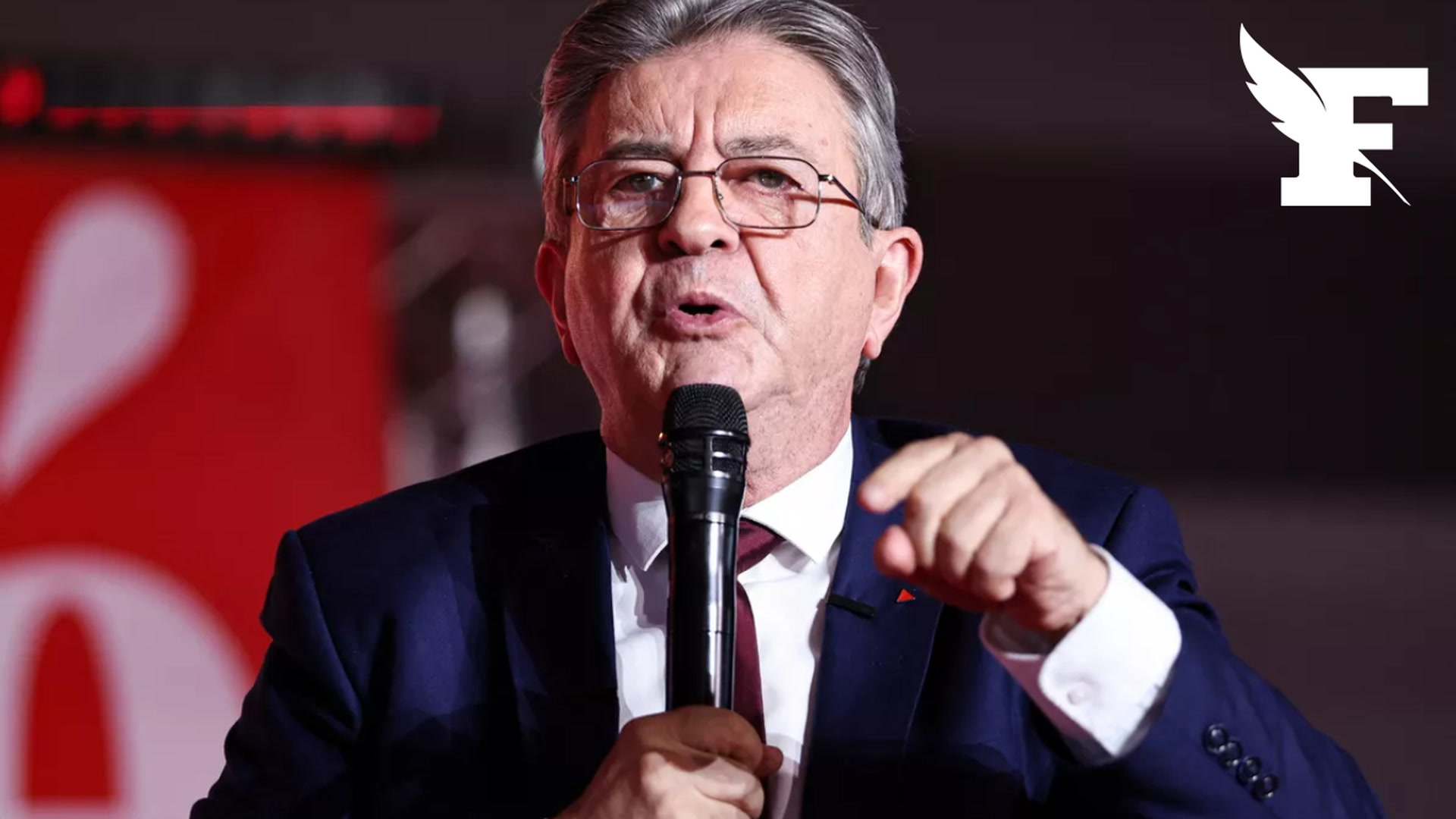 Jean-Luc Mélenchon dénonce une «répression» du gouvernement «avec un arrière-goût raciste» suite aux blocus de certains lycées
