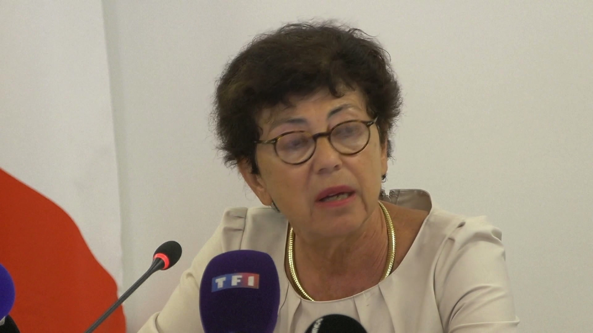 «L'été 2026 a été et est encore éprouvant», lance la ministre de la Transition écologique, Monique Barbut