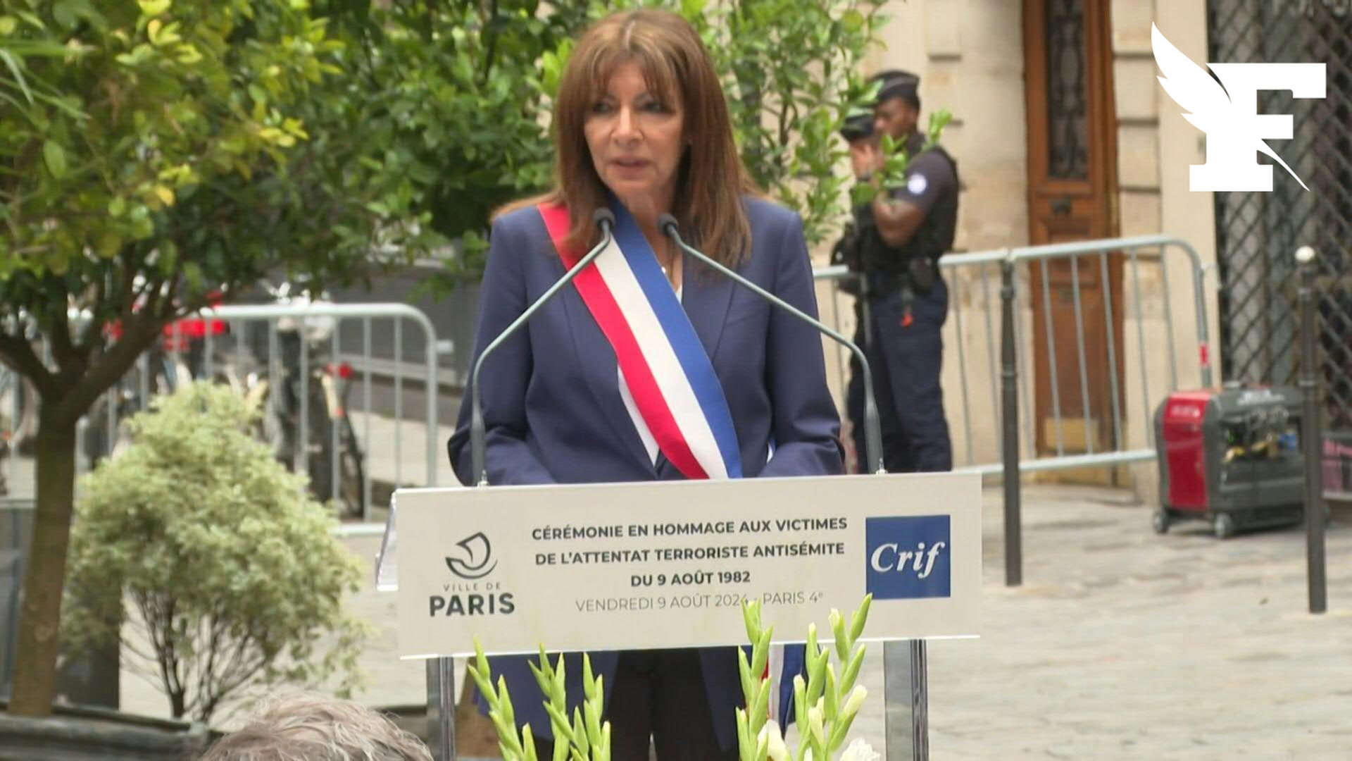 Anne Hidalgo rend hommage aux victimes juives de l'attentat de 1982 dans le Marais