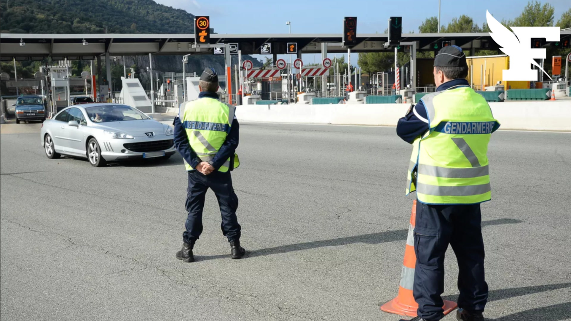 Highway Chase Ends in Arrest: Man Fleeing from Gendarmes in A8 Motorway Pursuit