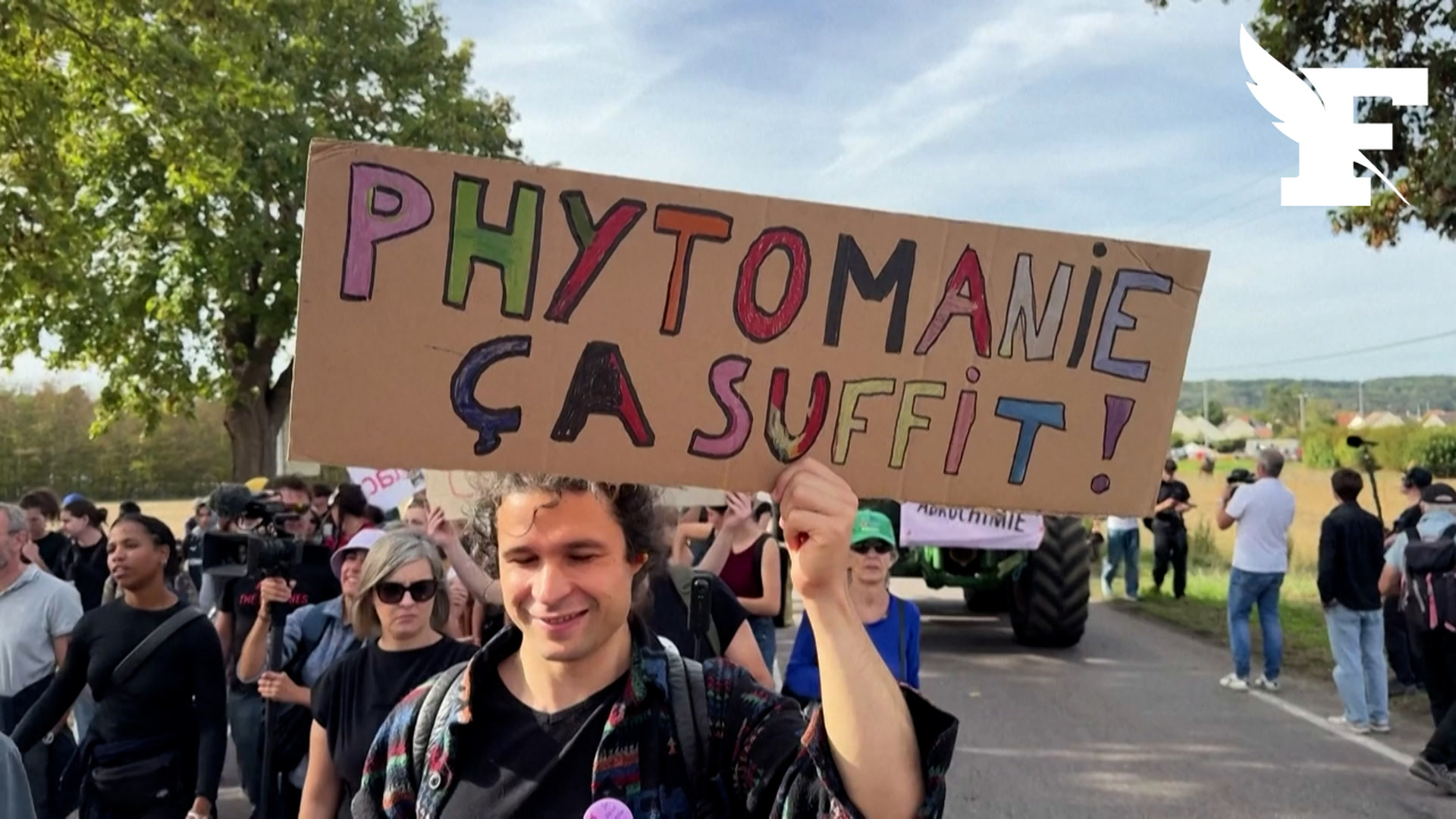 Les images de la manifestation contre les pesticides qui a réuni des milliers de personnes dans l'Eure