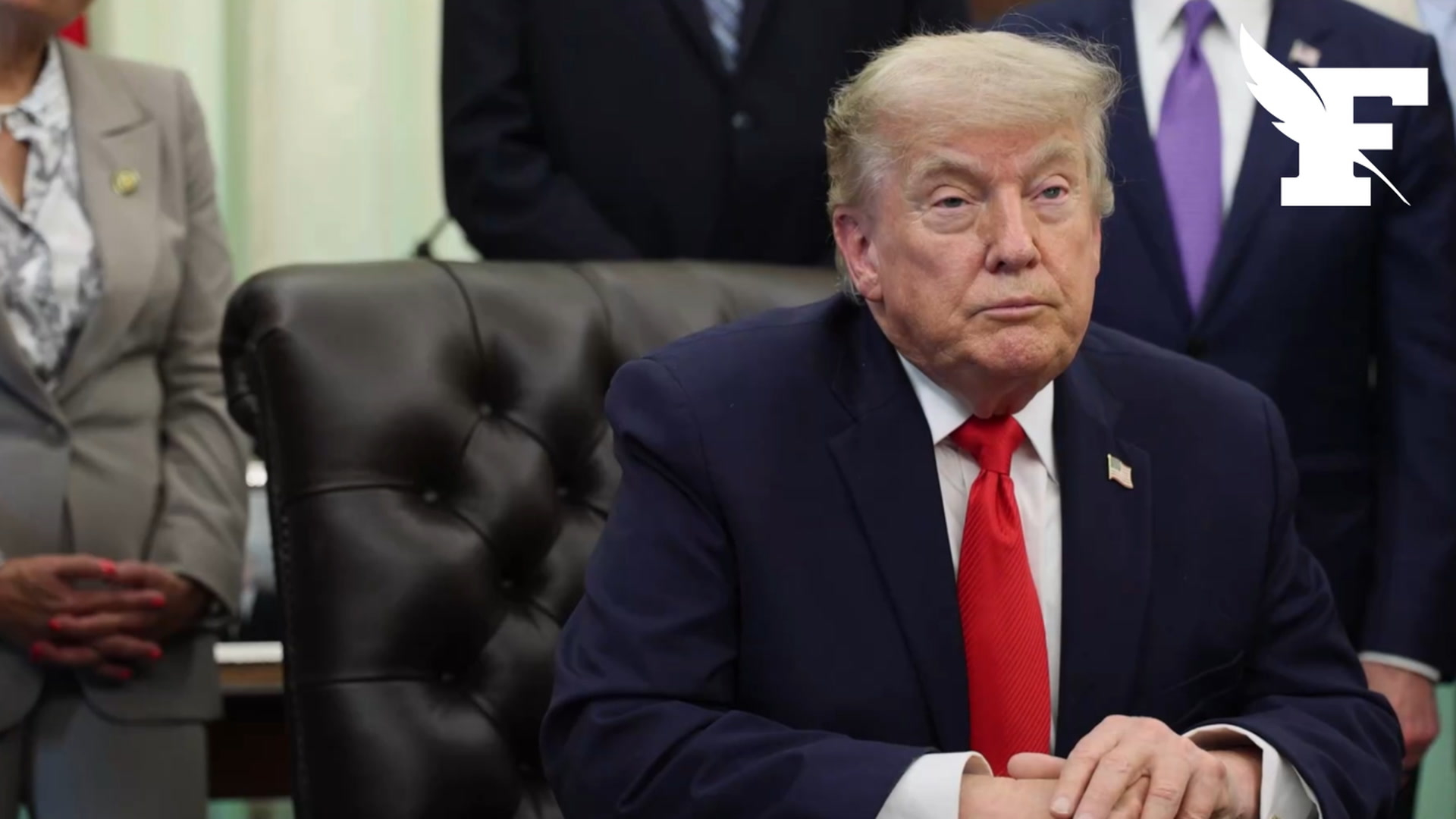 États-Unis : le président Donald Trump doute de la mort du guide suprême