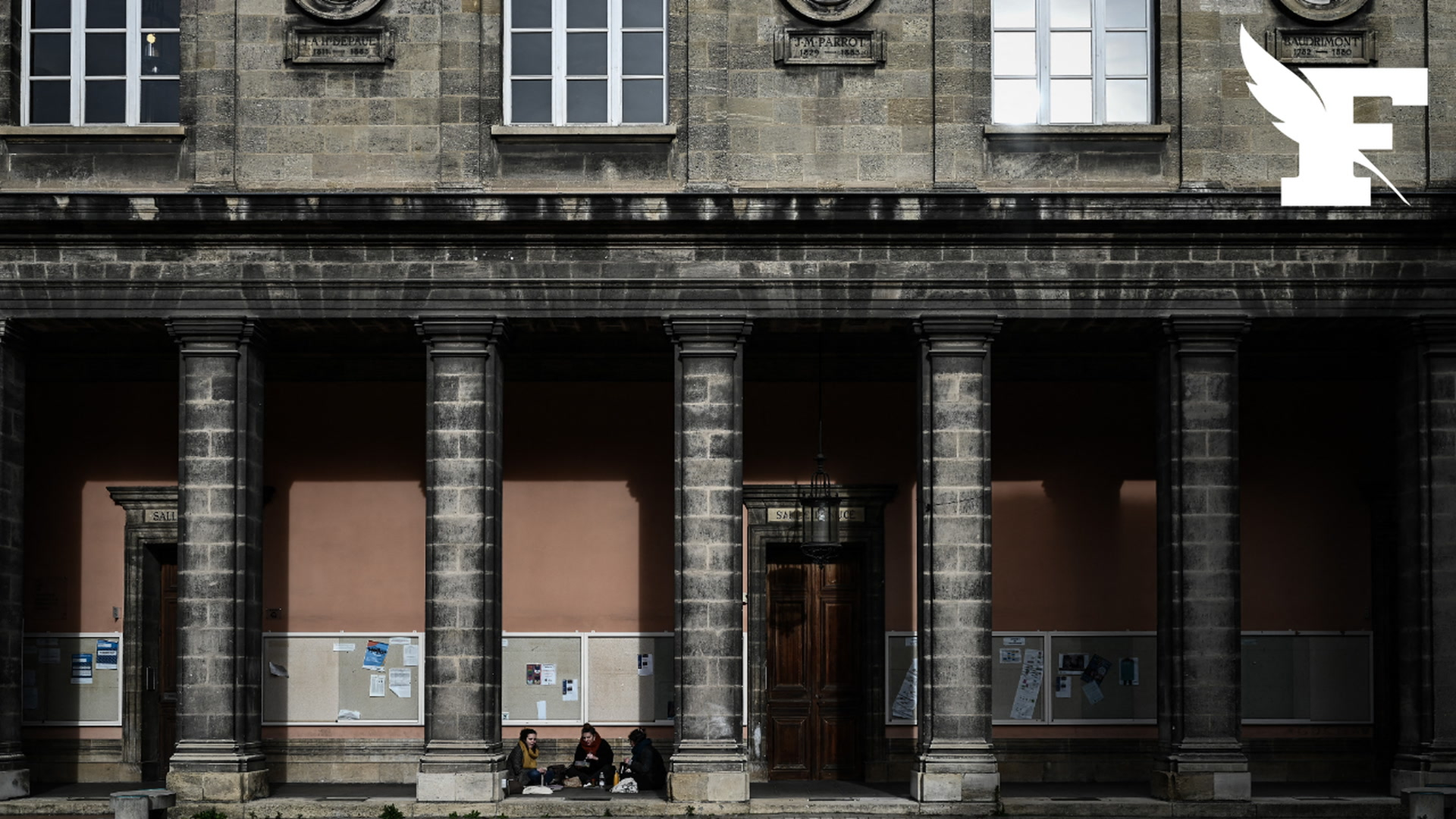 Un enseignant-chercheur de l'université de Bordeaux suspendu après avoir consulté un contenu à caractère pornographique en plein cours