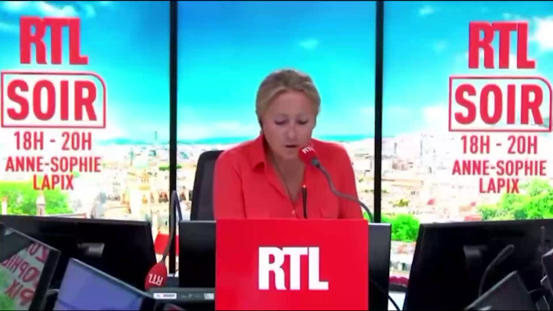 Anne-Sophie Lapix anime pour la première fois «RTL Soir»