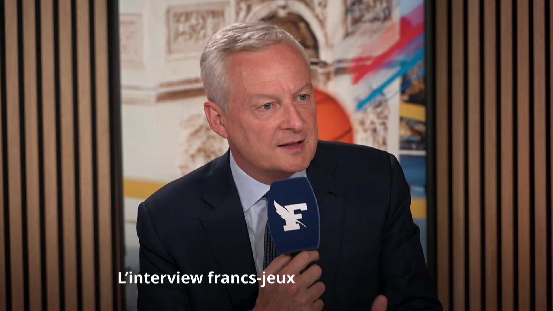 Primes des athlètes olympiques: «Je demanderai à ce qu'elles soient défiscalisées», annonce Bruno Le Maire