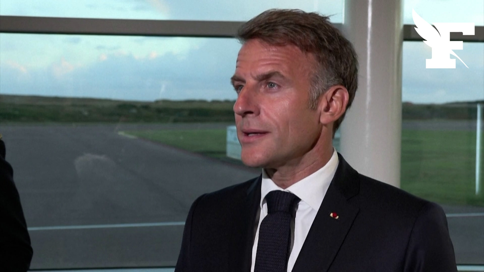 Groenland : Emmanuel Macron salue un accord qui «permet d’apaiser les choses» et «de réaffirmer la souveraineté danoise»