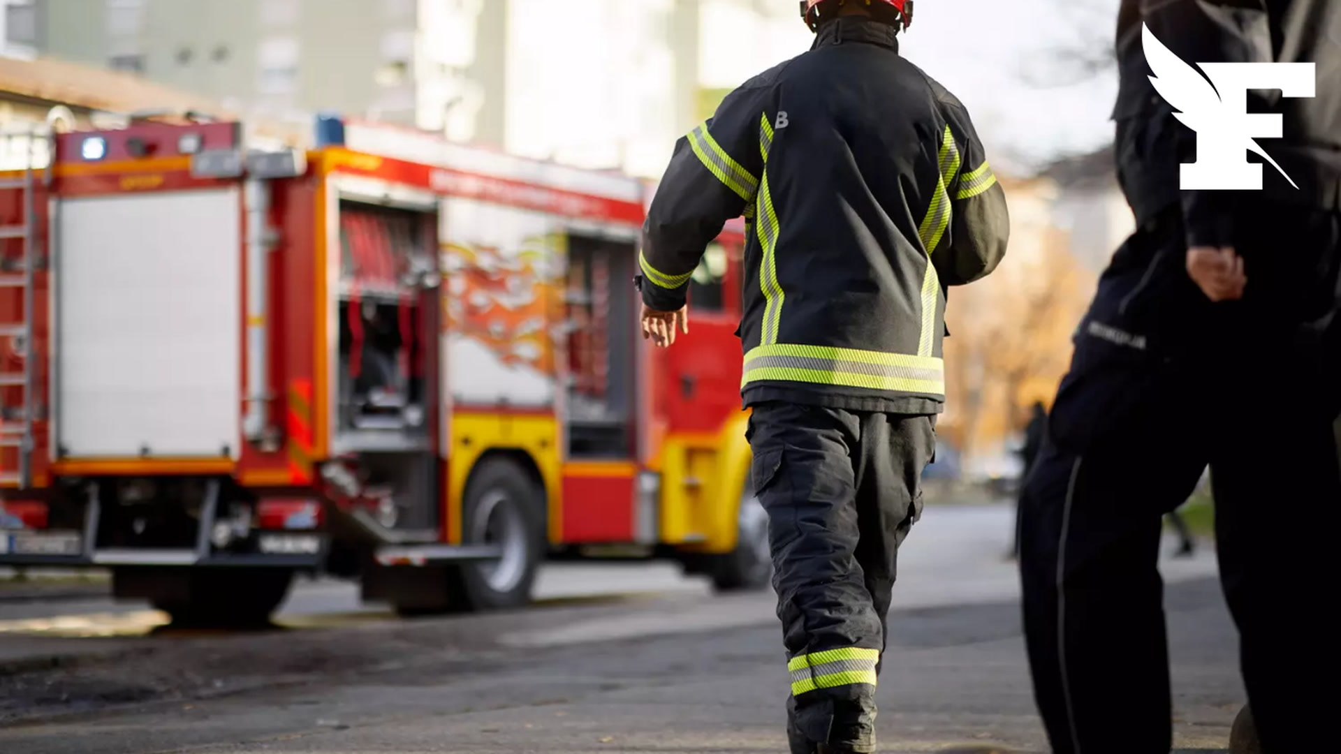 Un impressionnant incendie se déclare en Essonne depuis un ancien camp de gens du voyage
