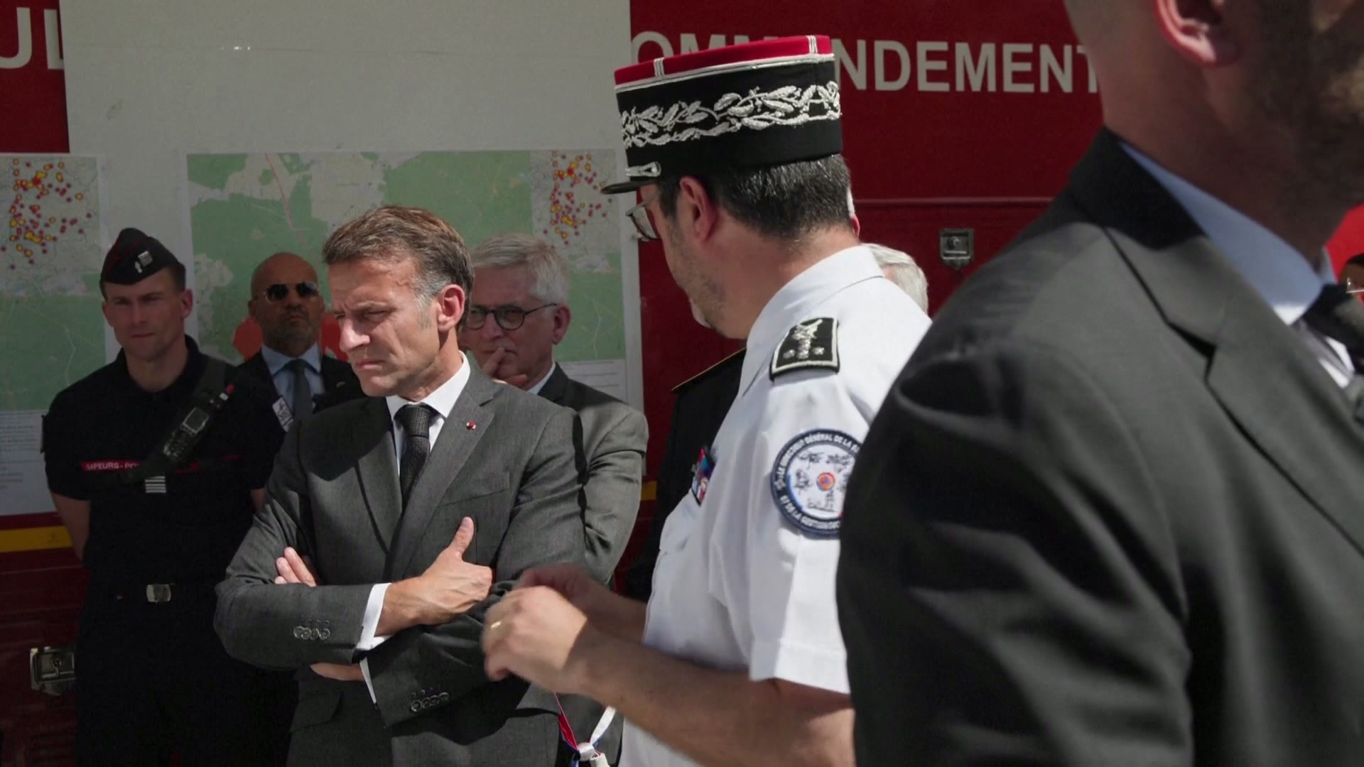 Incendies à Fontainebleau : Emmanuel Macron échange avec les autorités sur la situation