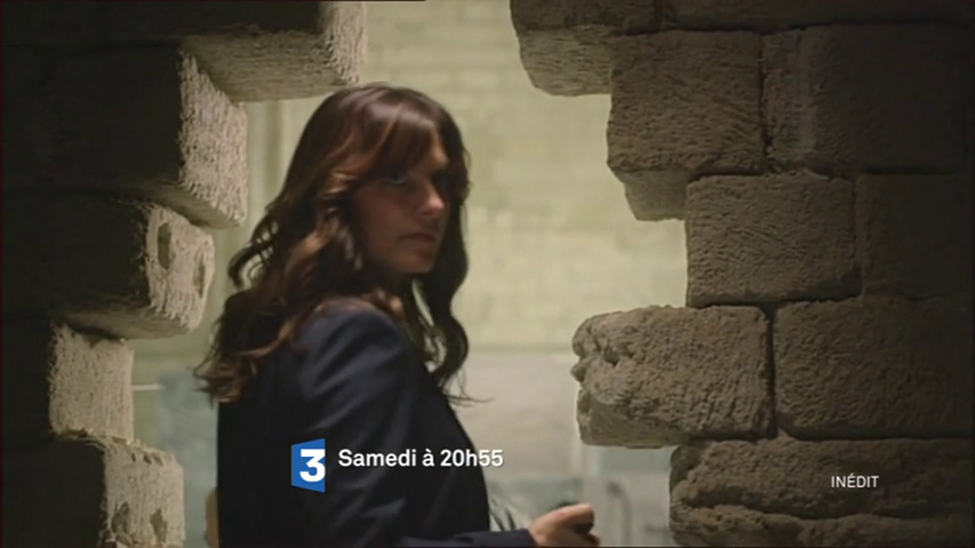 Meurtres à Avignon - VF