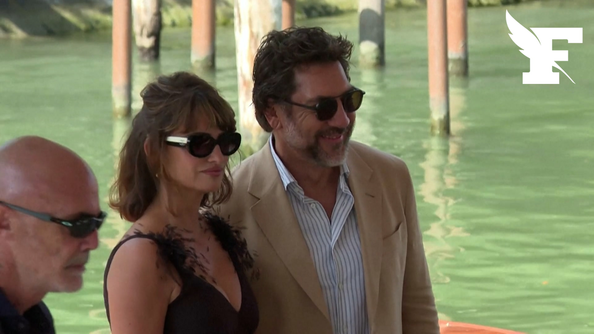 Mostra de Venise: les images de l'arrivée de Penelope Cruz er Javier Bardem pour «Bunker»