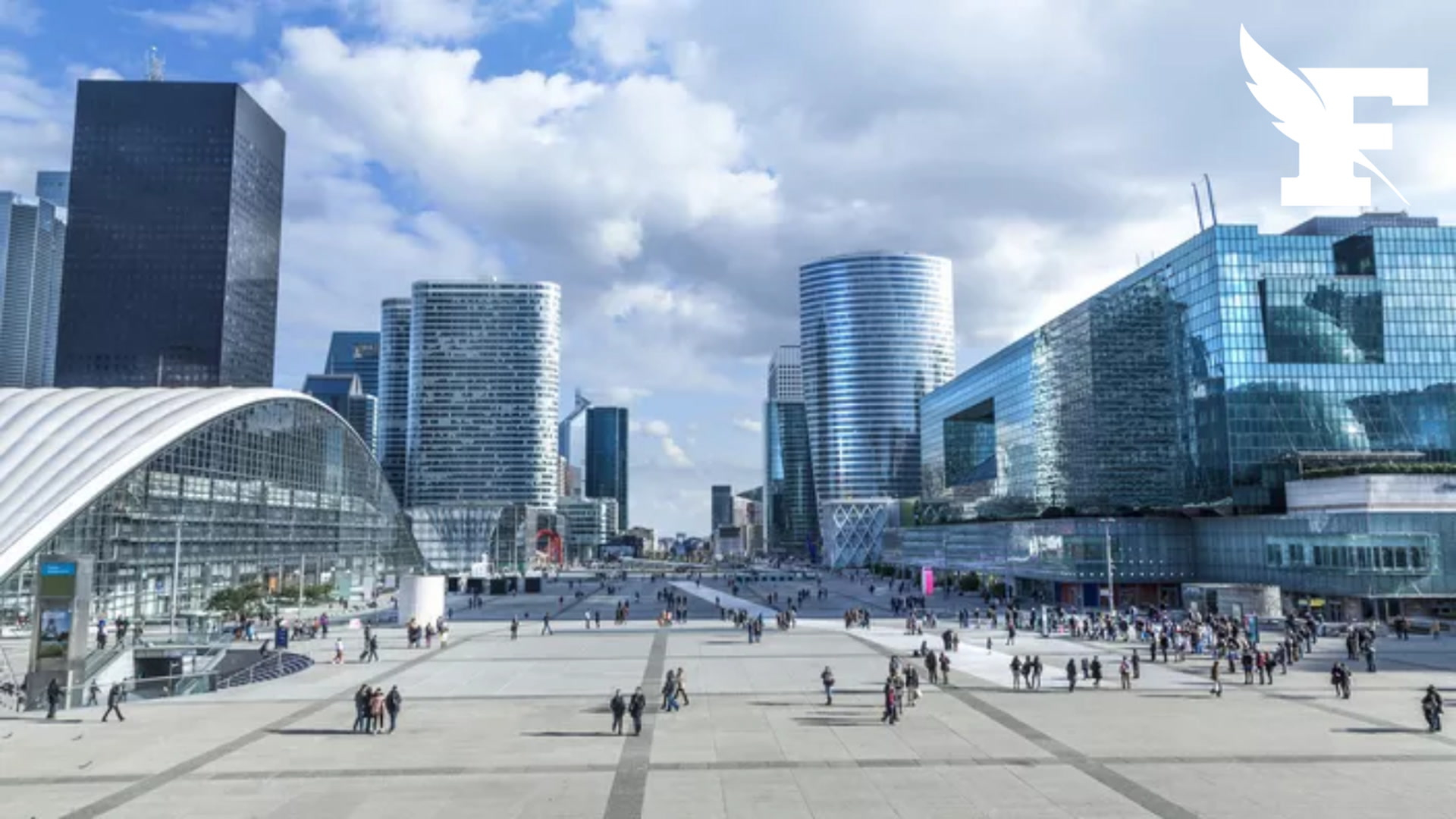 En raison de la chaleur, les tours de La Défense ne pourront plus être climatisées normalement d’ici jeudi