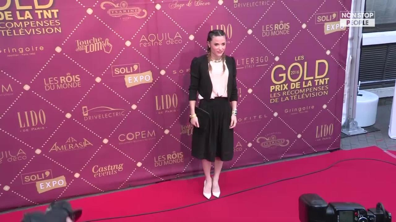 Capucine Anav bientôt au théâtre, elle se confie sur ses projets sur scène