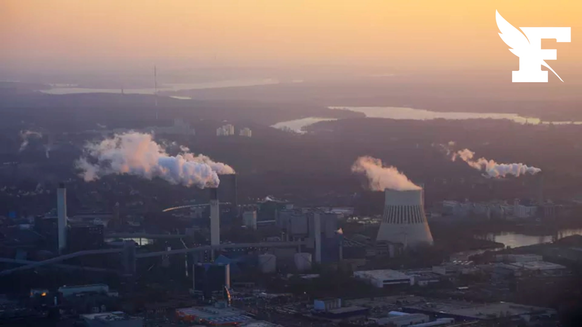 Trois réacteurs nucléaires à l'arrêt et huit à puissance réduite en France en raison de la canicule