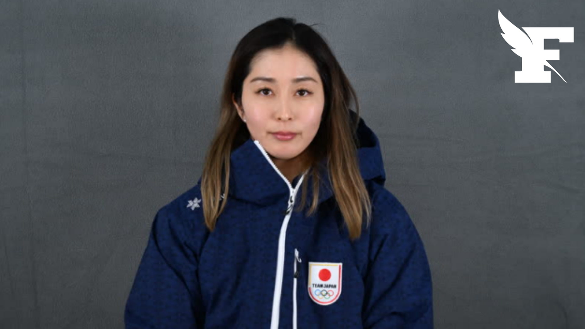 JO de Milan-Cortina: une athlète japonaise perd ses skis lors d'une chute mais termine l'épreuve à pied