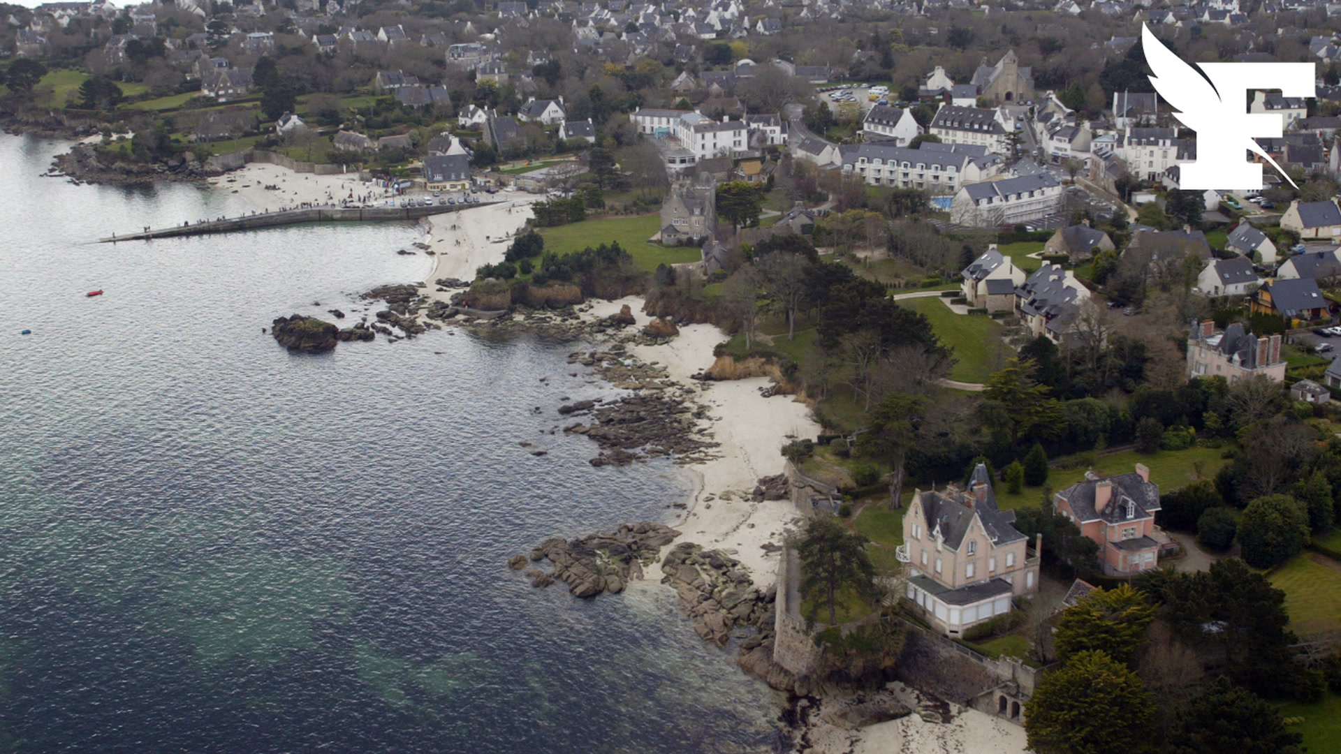 Le maire de Concarneau mis en examen pour «viol et agression sexuelle»