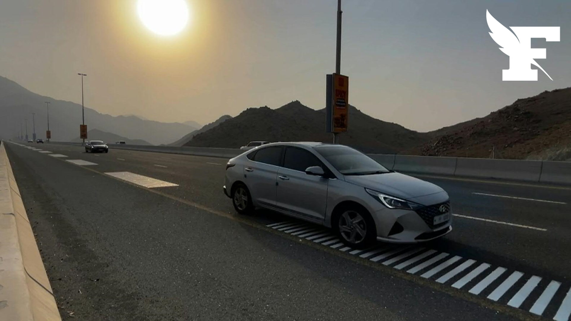 Quand les automobilistes des Émirats arabes unis reproduisent l’Ode à la joie de Beethoven sur une route musicale