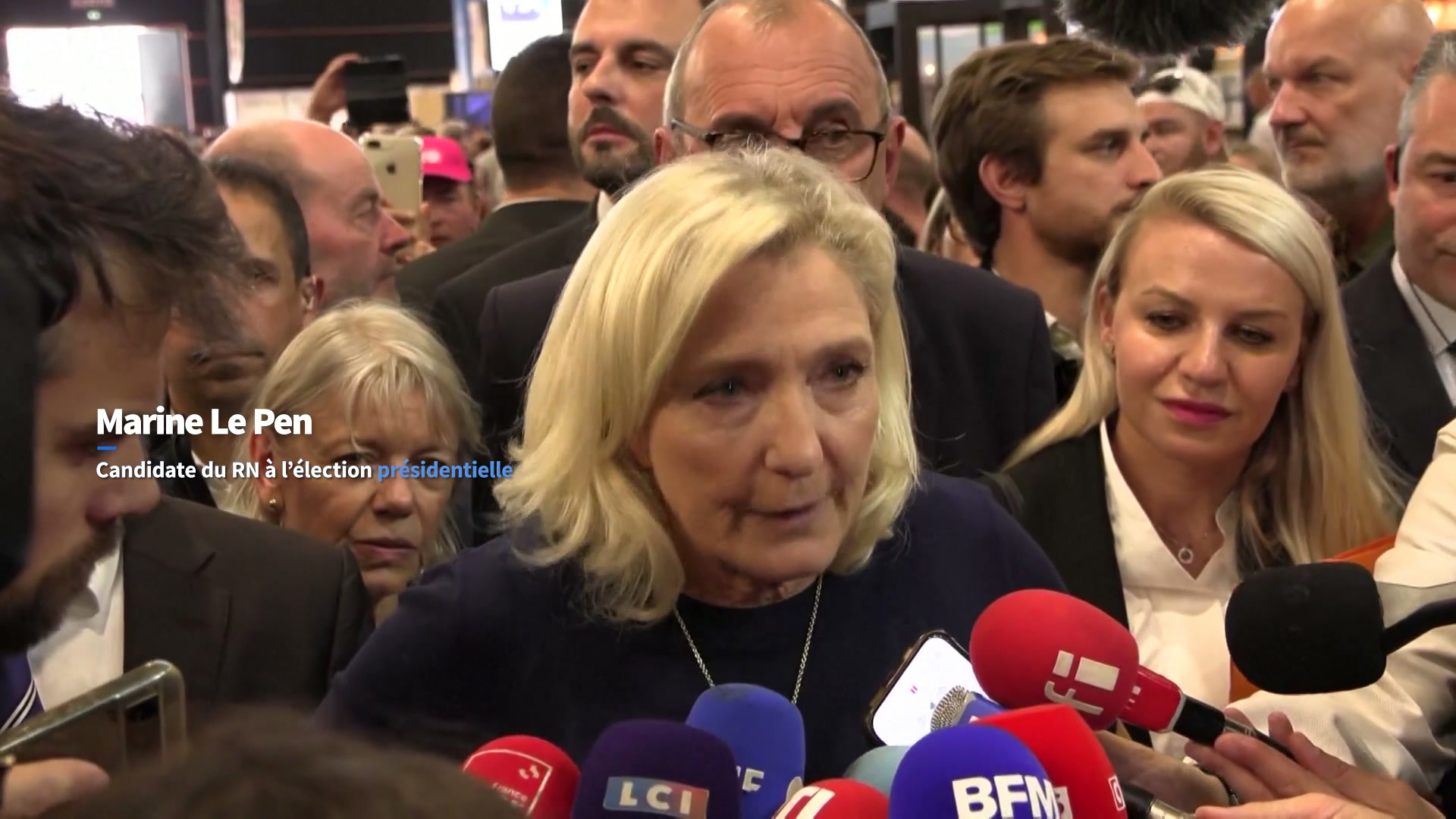 Marine Le Pen réaffirme sa confiance «à 1000%» en Jordan Bardella et accuse Mediapart de mener une «manœuvre infâme».