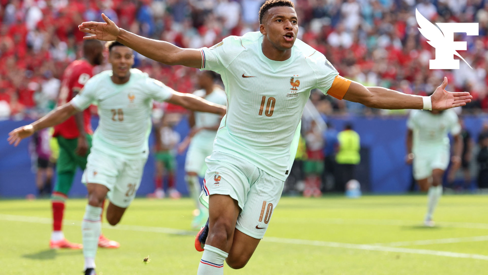 Coupe du monde : l'équipe de France se qualifie (2-0) et rejoint les demi-finales