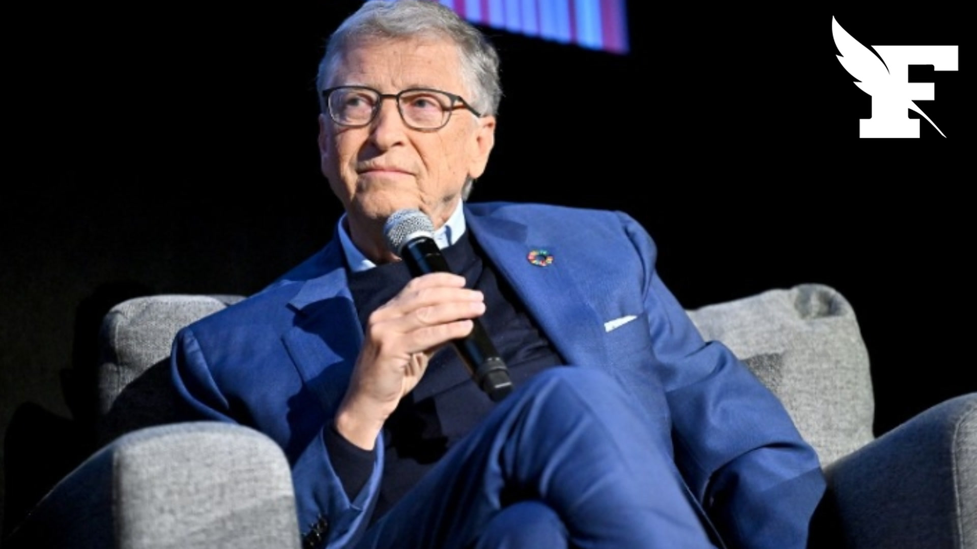 Bill Gates change de discours sur l'impact de l'IA sur l'homme et propose de réserver des emplois aux humains