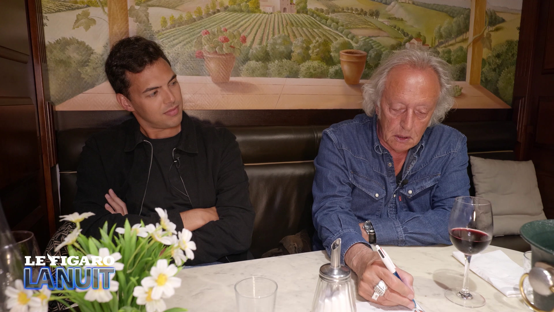 «Il y a une force supérieure qui a aidé les créateurs»: Didier Barbelivien se confie sur son rapport à Dieu