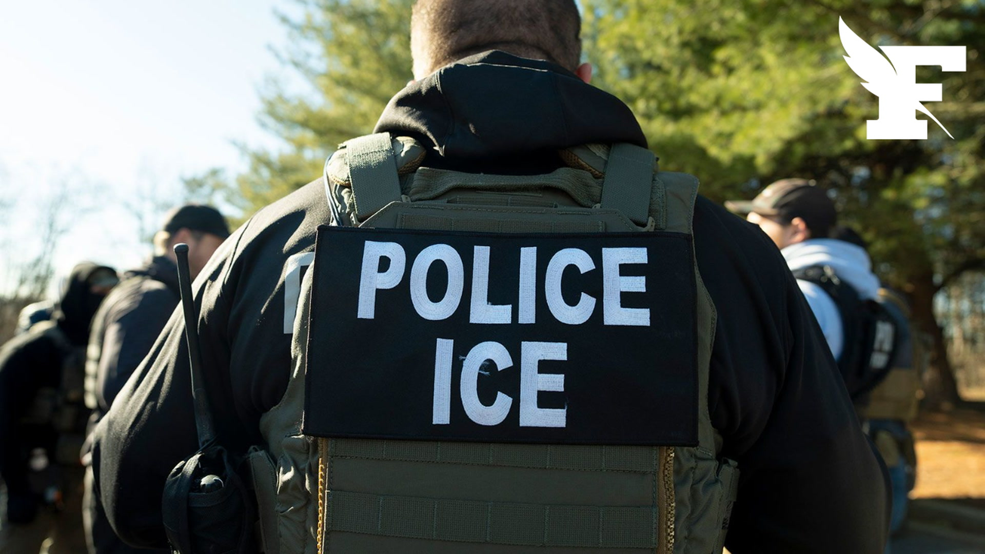 Bavure policière au Texas : des témoins contredisent la version de l'ICE