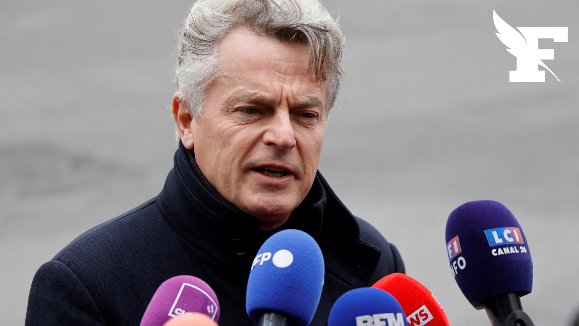 Guerre commerciale : selon Fabien Roussel, Bernard Arnault est «vendu aux Américains» et «dangereux»