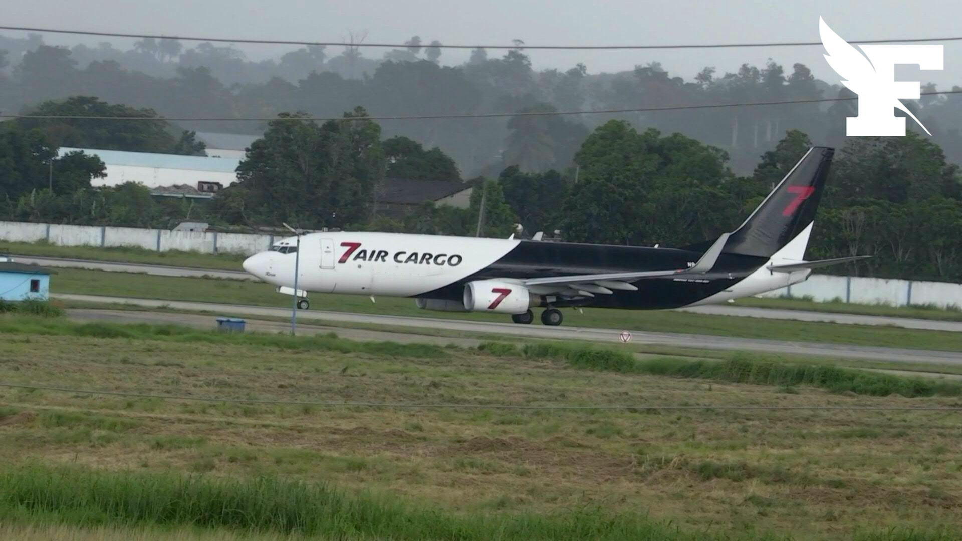 Cuba: Washington envoie un avion d'aide humanitaire, première étape de ses 100 M$ promis