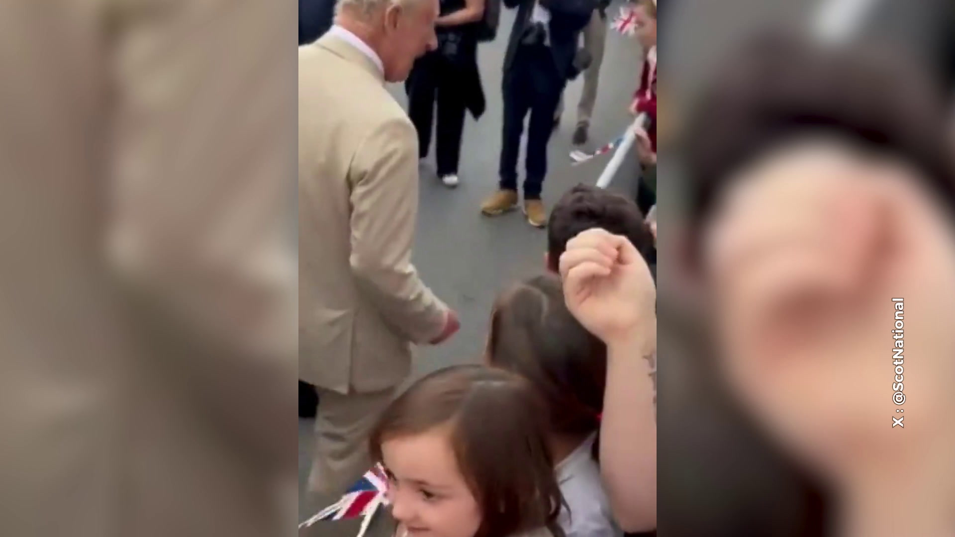 « Pourquoi votre famille nous coûte-t-elle un demi-milliard de livres par an ? » : l’échange tendu entre le roi Charles III et un citoyen