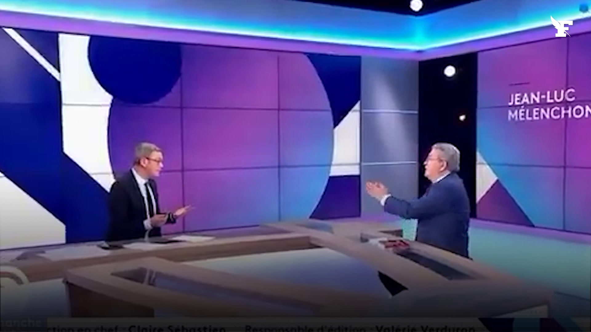 «Ça suffit, maintenant !»: interrogé sur l'affiche caricaturale représentant Hanouna, Mélenchon s'emporte