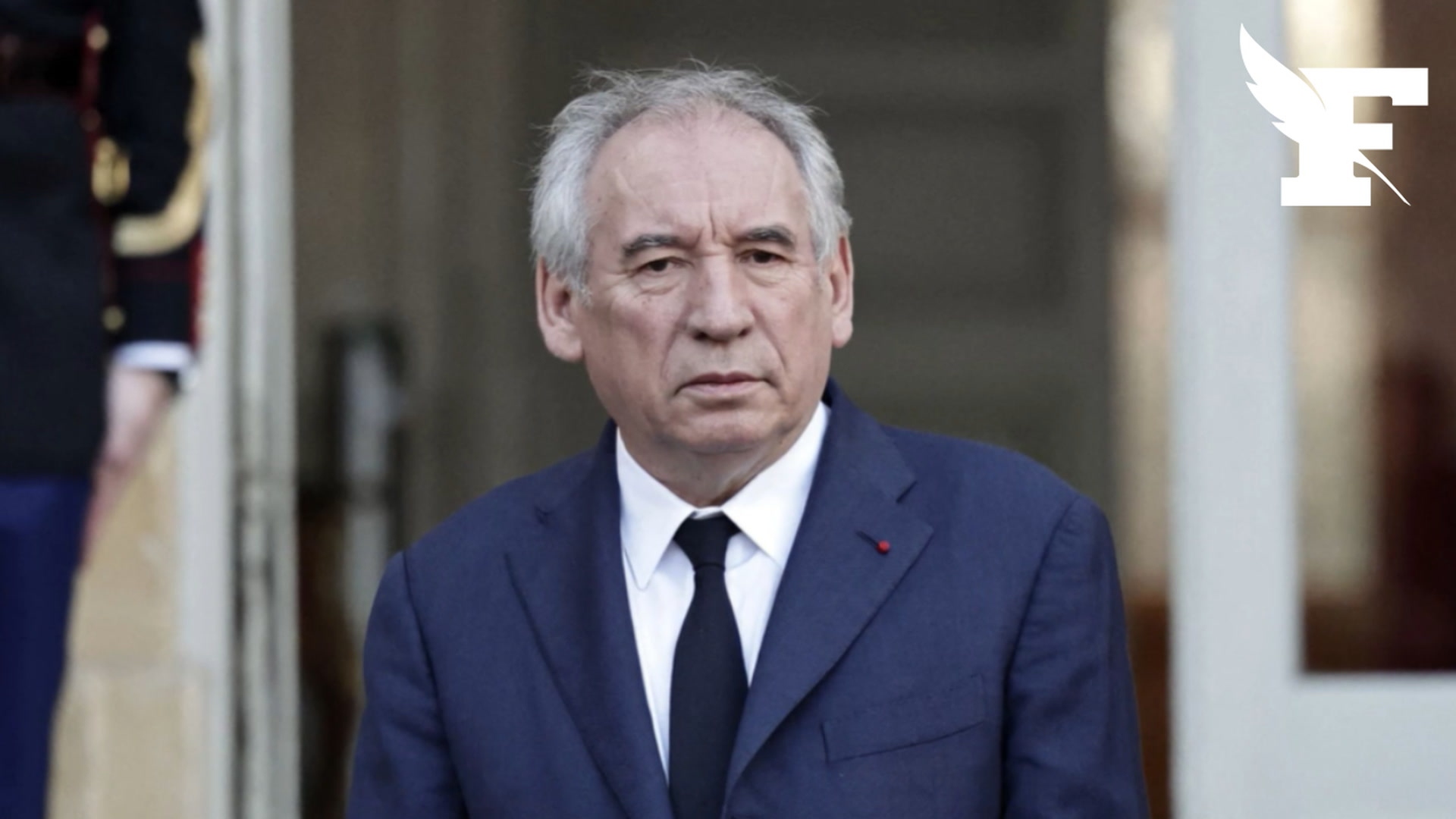 Budget 2026: François Bayrou veut «éclaircir» des «avantages indus» des élus