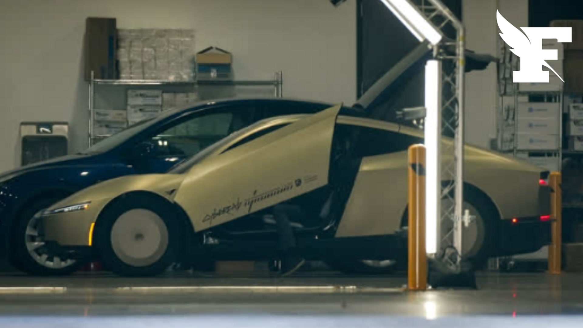 Le taxi autonome Cybercab de Tesla visé par une enquête de l'agence de sécurité routière américaine