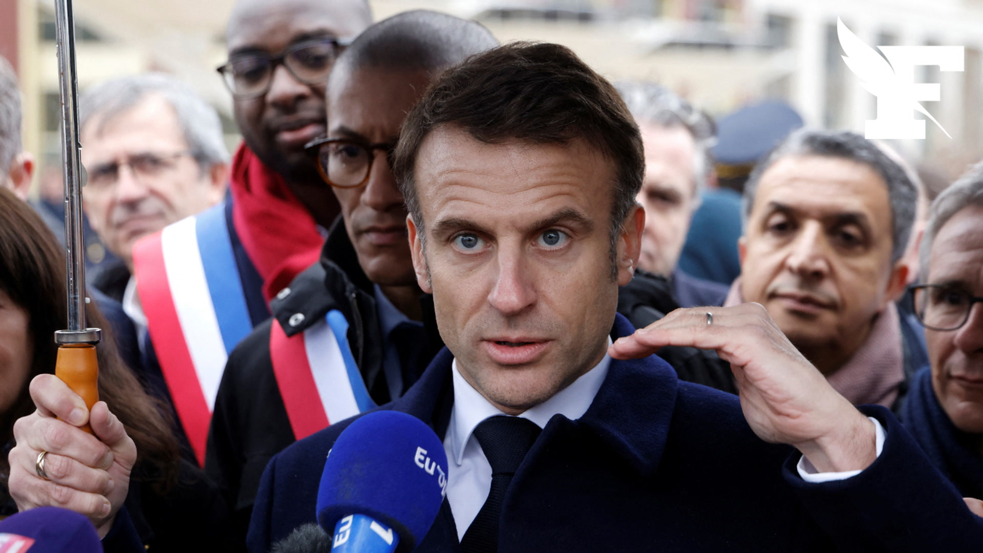 Baignade dans la Seine: &laquo;J'irai&raquo;, assure Emmanuel Macron