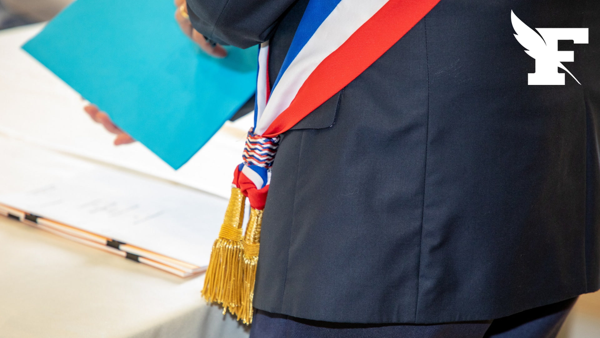 Un motard condamné à 9 mois de prison pour des violences contre un maire en Seine-et-Marne